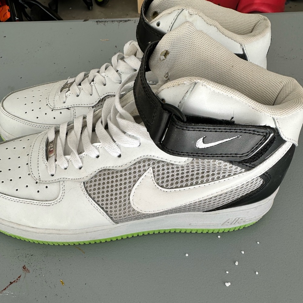 Nike Air Force 1’s. Never worn! Men’s size 12!
